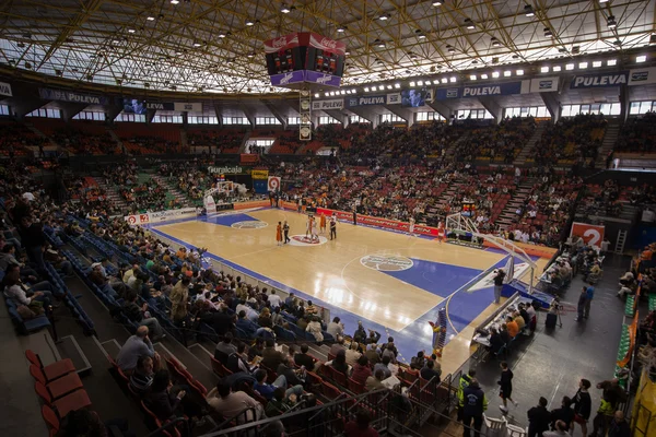 Liga ACB Spanyol Pamesa Valencia melawan Akasvayu Girona — Stok Foto