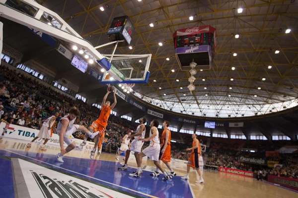 Liga Espanhola ACB Pamesa Valencia contra Akasvayu Girona — Fotografia de Stock