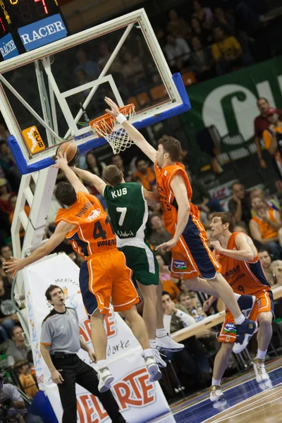 Valencia mand tegen unicaja malaga — Stockfoto