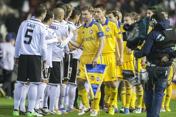 Todos los jugadores del Valencia CF durante el partido de la UEFA Champions League — Foto de Stock