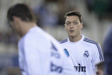 Mesut ozil İspanyol futbol ligi maç sırasında