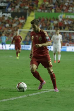 Defender jordi alba bir top