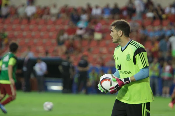 Casillas wärmt sich vor dem Spiel auf — Stockfoto