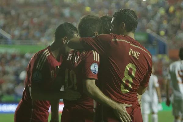 Espagne joueurs célèbrent après avoir marqué un but — Photo