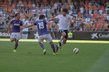 Valencia oyuncusu andre gomes ve rcd espanyol oyuncu colotto eylem