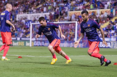 Dani alves ve messi Barcelona ısınıyor