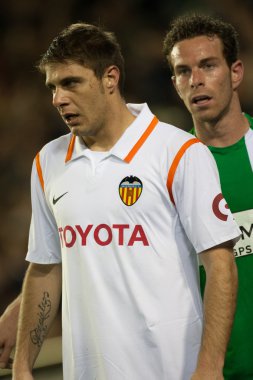 Fernando Vega (r) and Joaquín (l) during the game