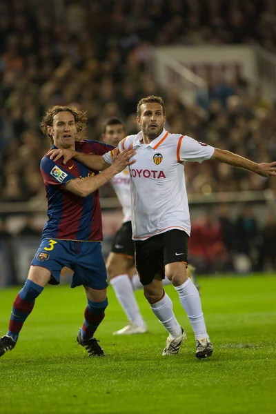 Gabriel Alejandro Milito (L) and Ruben Baraja (r) in action — Stock Photo, Image