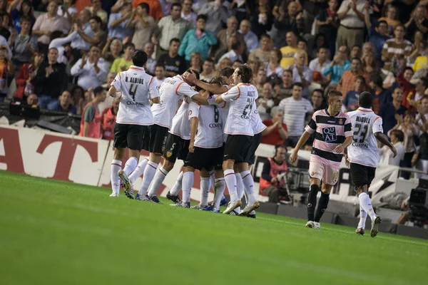 Valencia spelers vieren doel — Stockfoto