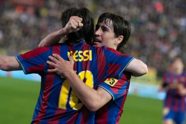 Lionel Andres Messi ve Bojan Krkic bir hedefe kutlamak