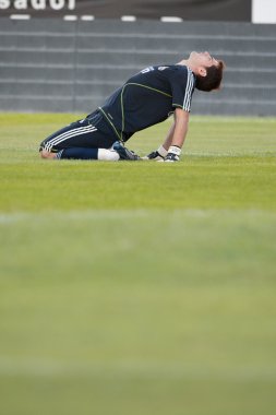 Maçtan önce ısınma Iker casillas