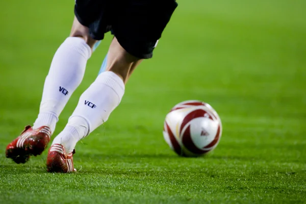 Valencia futbolista con balón — Foto de Stock