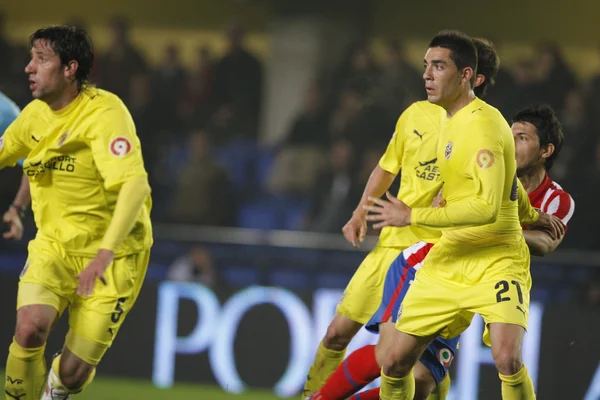 Joan Capdevila (L) and Bruno (R) during the game — ストック写真