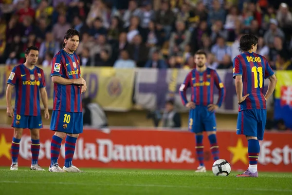 Lionel Andres Messi (C), Bojan Krkic (C), Xavi (L) y Gerard Pique durante el partido —  Fotos de Stock