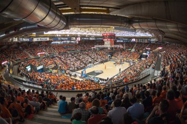 Kalabalık insan Fonteta Stadyumu