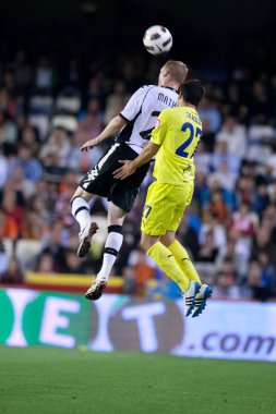 Jeremy Mathieu (L) ve Mario (R) eylem