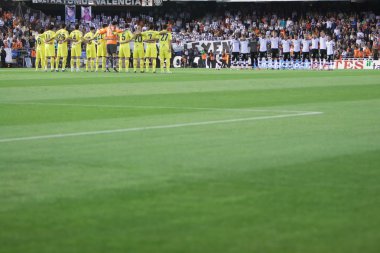 Oyuncu 1 dakikalık saygı duruşunda Valencia kaleci Guaita babası hafızasına kayıtlı.