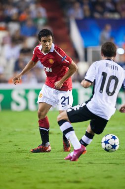 Rafael Da Silva ve Juan Manuel Mata oyun sırasında