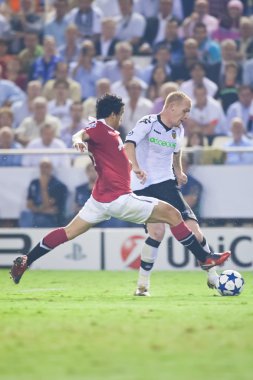 Jeremy Mathieu (R) ve Rafael (L) oyun sırasında eylem