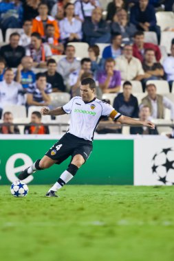 David Navarro oyun sırasında hareket halinde