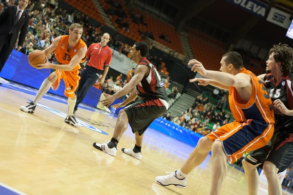 Eurocup gry Valencia Basket przeciwko Sluc Nancy Basket — Zdjęcie stockowe