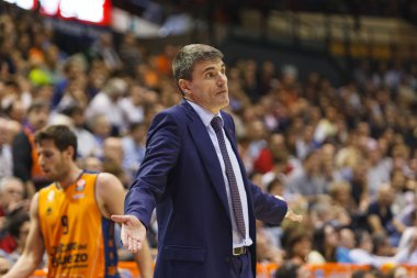 Valencia Koç Velimir Perasovic oyun sırasında