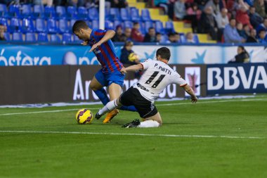 Ivan Lopez Mendoza (R) ve Pablo Piatti (L) eylem