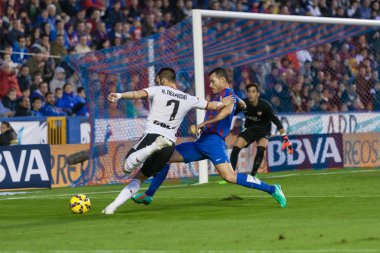 Alvaro Negredo (L) eylem