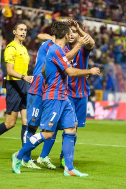 Levante oyuncular amaç kutluyor