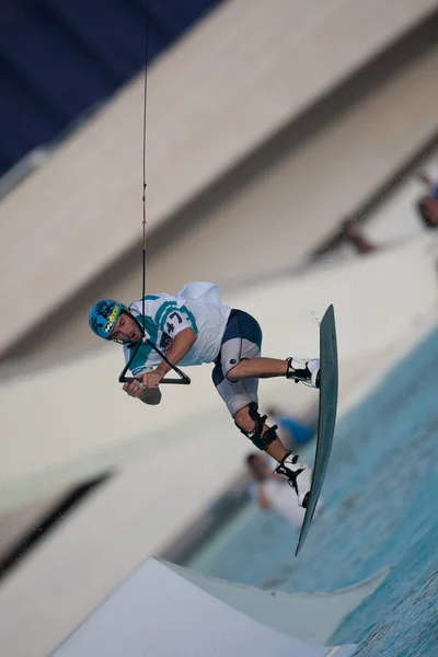 Atleta durante a apresentação no Red Bull Art of Wake — Fotografia de Stock