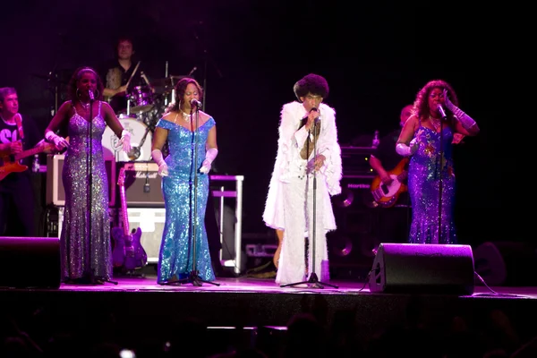 Actuaciones del original Boney M con Bobby Farrel — Foto de Stock