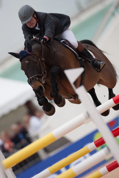 Rider op het paard tijdens Global Champions Tour van Spanje — Stockfoto