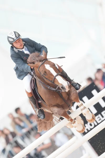 Cavalier à cheval lors du Tour d'Espagne des Champions du Monde — Photo