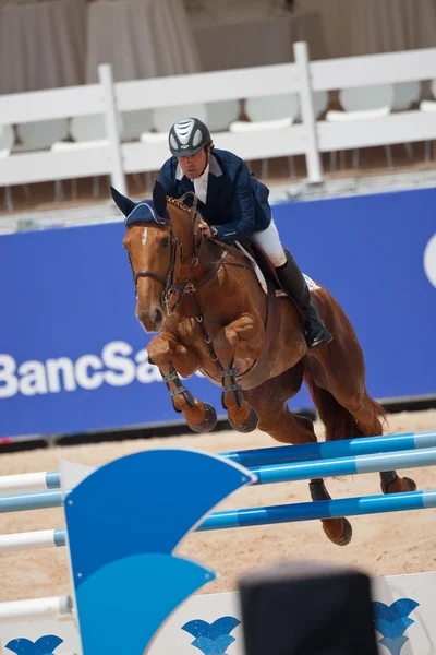 Jinete a caballo durante el Global Champions Tour de España —  Fotos de Stock