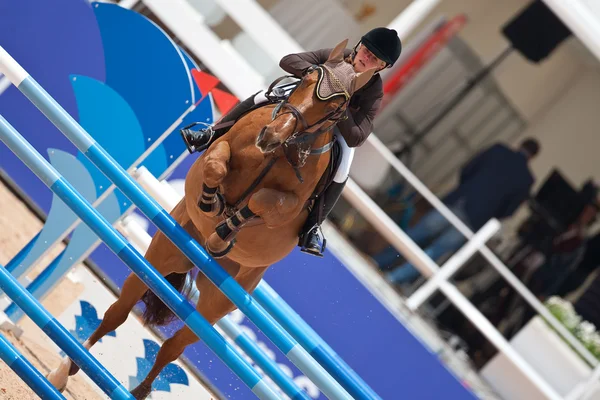 Reiter auf dem Pferd bei der Global Champions Tour von Spanien — Stockfoto