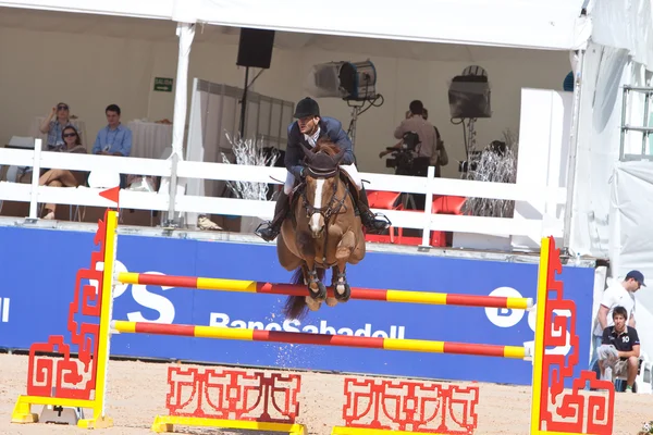 Cavalier à cheval lors du Tour d'Espagne des Champions du Monde — Photo