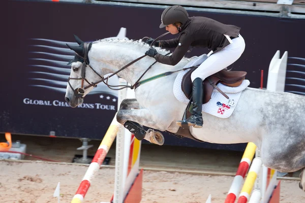 Rider på hästen under Global Champions Tour of Spain — Stockfoto