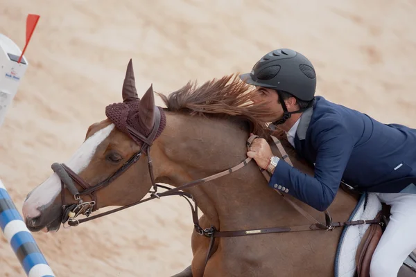 Cavalier à cheval lors du Tour d'Espagne des Champions du Monde — Photo