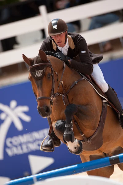 Jinete a caballo durante el Global Champions Tour de España —  Fotos de Stock