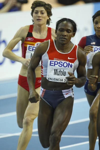 Maria Mutola pendant les femmes 800 mètres — Photo