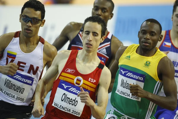 Athletes competes  at the Mens 800 — Stock Photo, Image