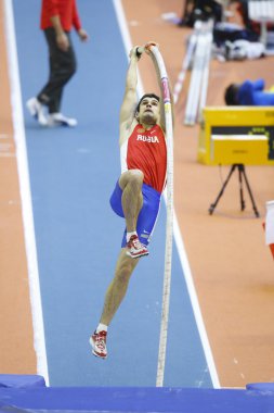 Pavel Gerasimov Erkekler sırıkla yüksek atlama rekabet