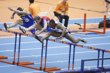 Oliver, Peremota, Mihailescu, Mathiszik rekabet erkekler 60 metre Engelli