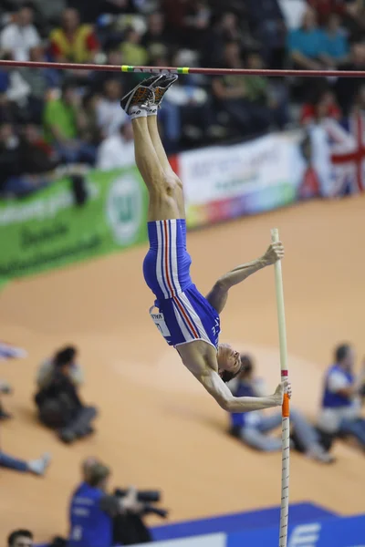 Renaud Lavillenie konkuruje w skoku o tyczce mężczyzn — Zdjęcie stockowe