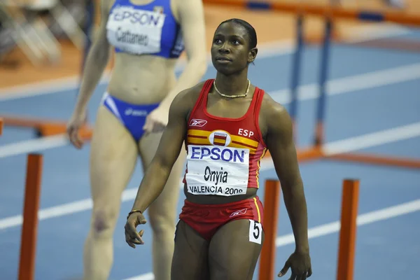 Josephine Onyia kadınlar 60 metre engelli yarışıyor — Stok fotoğraf