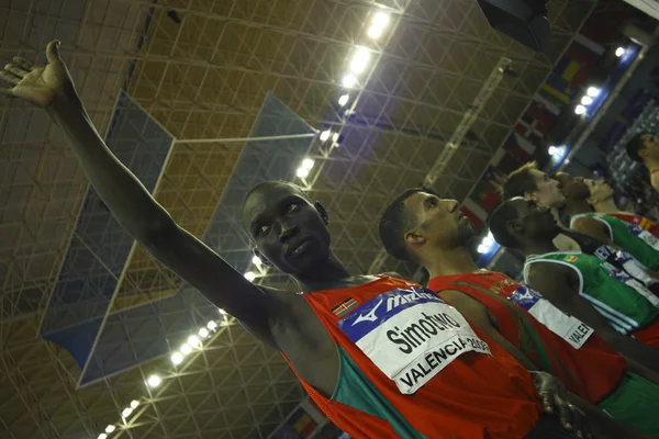 Suleiman simotwo beim abschließenden 1500-Meter-Lauf der Männer — Stockfoto