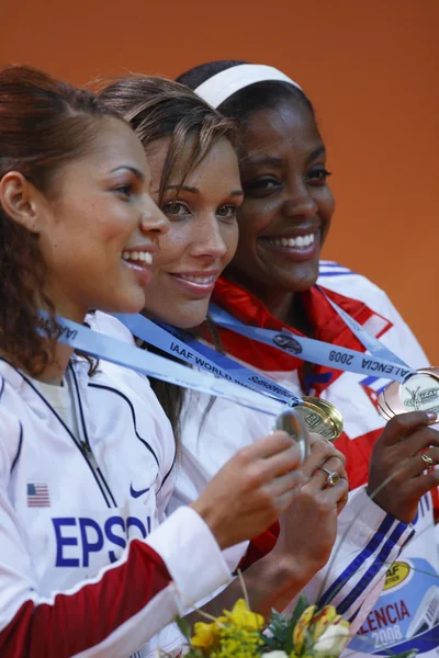 LoLo Jones (Medalha de Ouro), Candice Davis (Medalha de Prata) e Anay Tejeda (Medalha de Bronze) aos 60 metros barreiras femininas — Fotografia de Stock