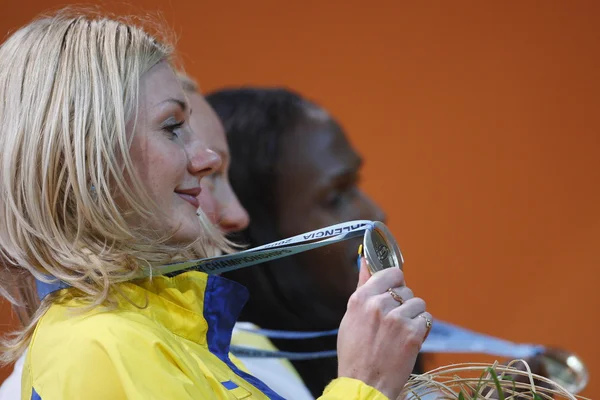 Tetiana Petlyuk with silver medal in Women's 800 metres — Stock Photo, Image