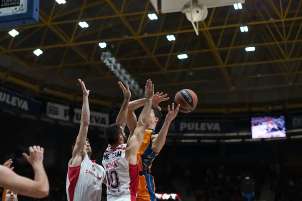 Vladimir Lucic (R) y Branko Lazic (L) en acción — Foto de Stock