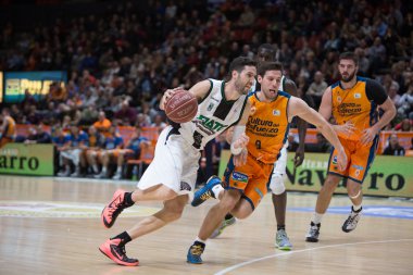 Vidal topu maç sırasında ile